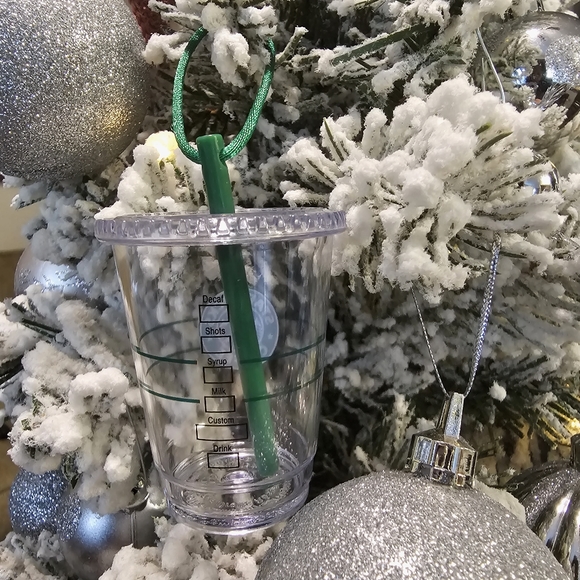 Holiday 2010 Starbucks Cold Cup Ornament - Picture 2 of 3